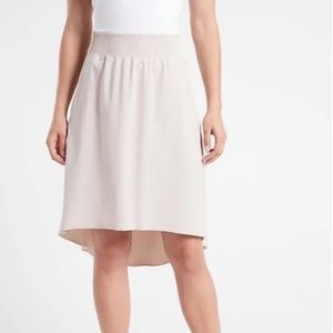 Athleta NWT Cosmic Skirt M Beige